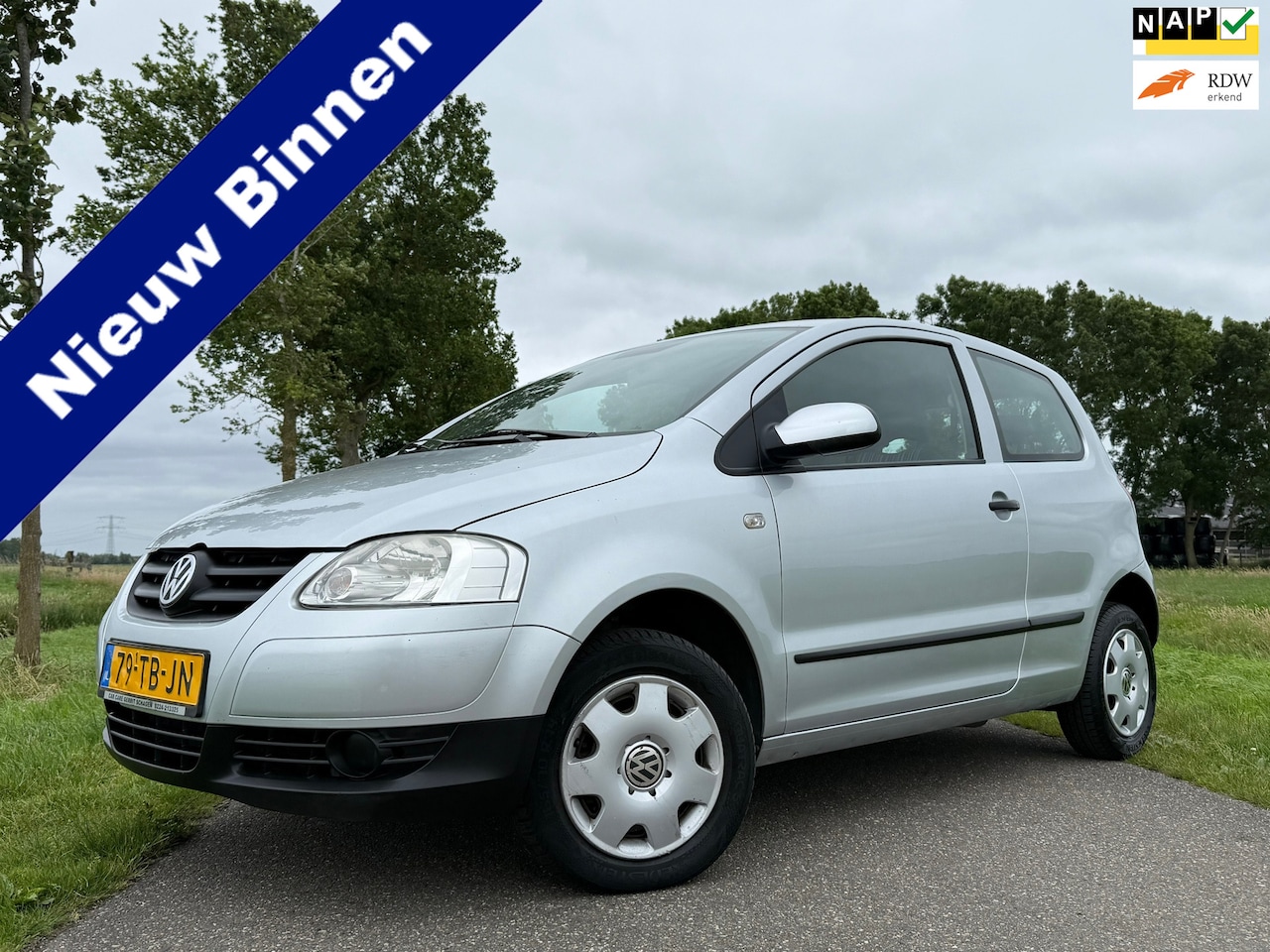 Volkswagen Fox - 1.4 Trendline | 1e Eigenaar | slechts 142.612 km | Color-pakket | Nieuwe APK | NL Auto | G - AutoWereld.nl