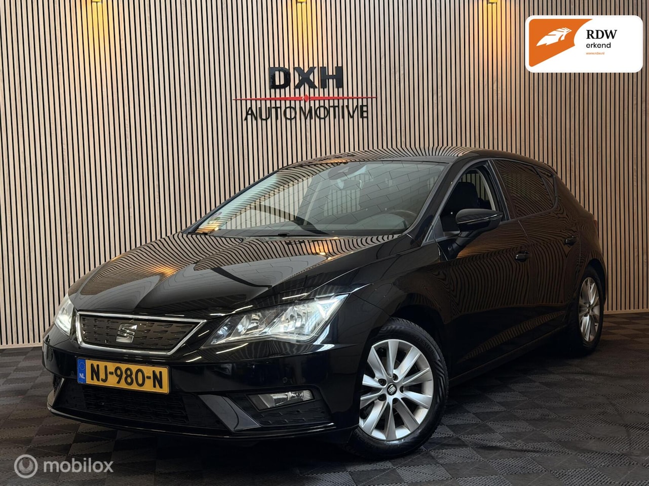 SEAT Leon - 1.0 EcoTSI Style Intense CARPLAY CRUISE KEYLS DAB+ - AutoWereld.nl