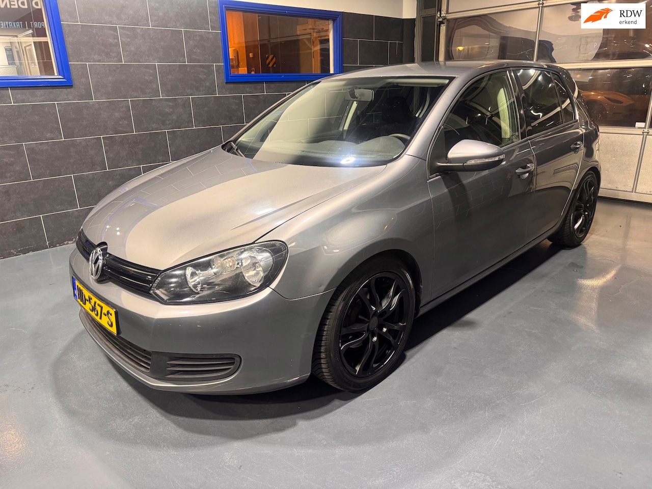 Volkswagen Golf Variant - 1.4 Trendline Business - Airco - L.M. Velgen - 5D - Nw. APK - AutoWereld.nl