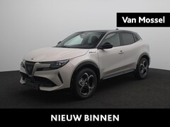 Alfa Romeo Junior - 1.2 Turbo Hybrid Ibrida Sport Speciale | Techno Pack | Electrisch Panorama Schuifdak | LMV