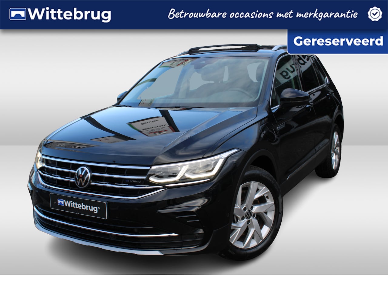 Volkswagen Tiguan - 1.4 TSI eHybrid 245pk Elegance DSG Automaat / Panorama dak / Navigatie / LM 18 inch / Elek - AutoWereld.nl