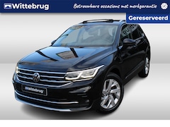 Volkswagen Tiguan - 1.4 TSI eHybrid 245pk Elegance DSG Automaat / Panorama dak / Navigatie / LM 18 inch / Elek