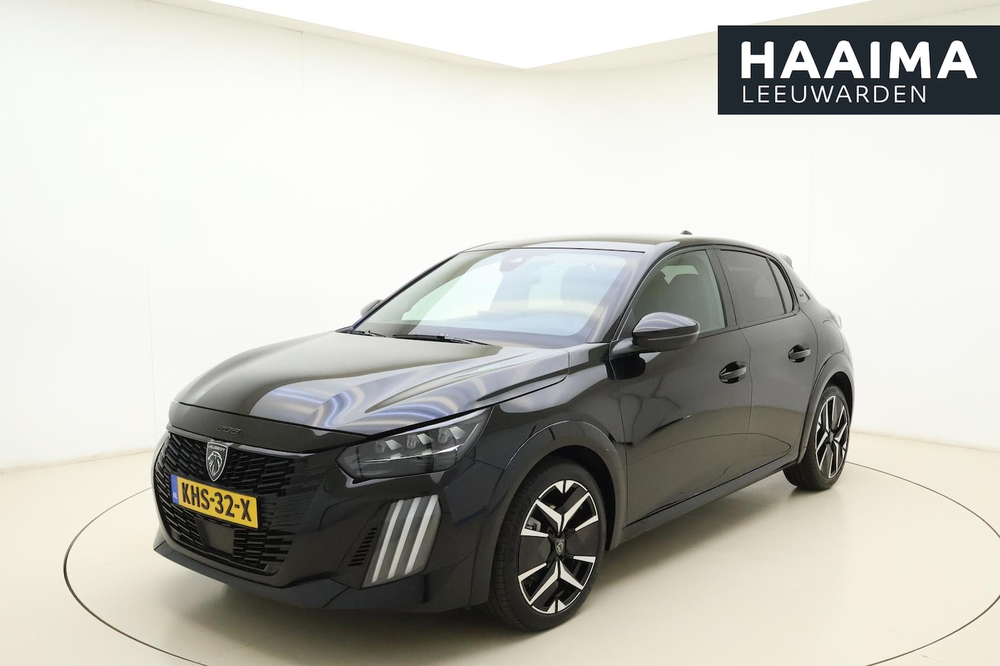 Peugeot 208 - 1.2 Hybrid 145 e-DCS6 GT | Climate & Cruise Control | Achteruitrijd Camera | AppleCarplay/ - AutoWereld.nl