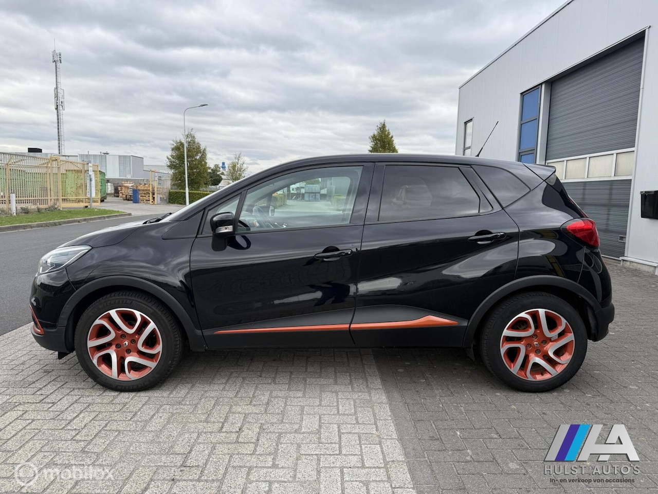 Renault Captur - 0.9 TCe Dynamique 2014 | Clima | Navi | Nw ketting | Look-pakket Orange - AutoWereld.nl
