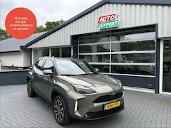 Toyota Yaris Cross - 1.5 Hybrid 115 First Edition, stoel en stuurverwarming, adaptive cruise, airco, all-in pri