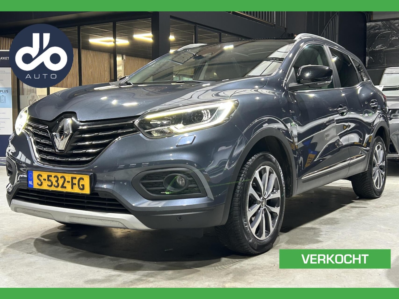 Renault Kadjar - 1.3 TCe 140pk Intens PANO DAK I 1500 kg TREKGEWICHT| APK 03-2028 - AutoWereld.nl