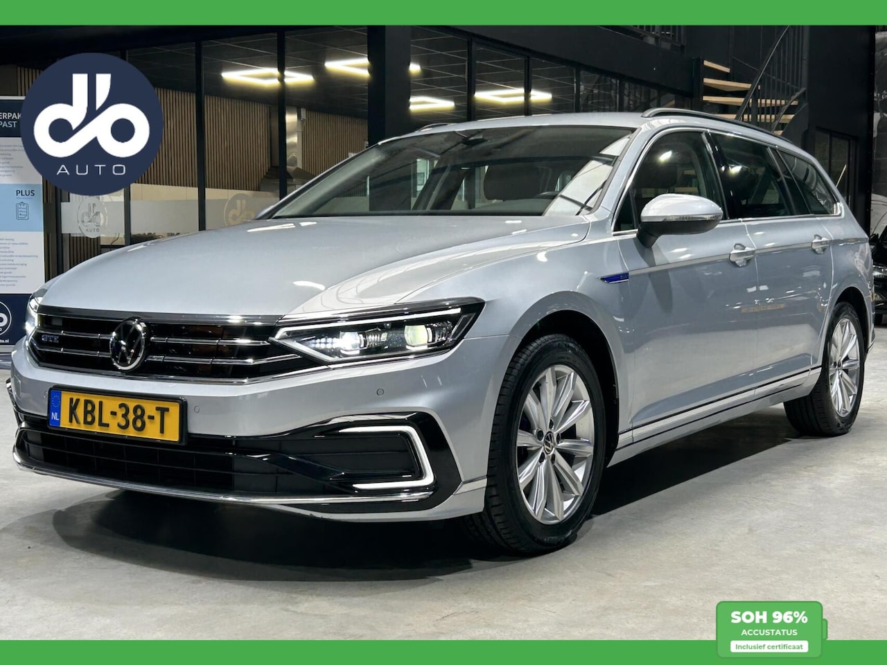 Volkswagen Passat Variant - 1.4 TSI PHEV GTE Business I CAMERA I FULL LED + MATRIX I PDC| SOH 96% - AutoWereld.nl