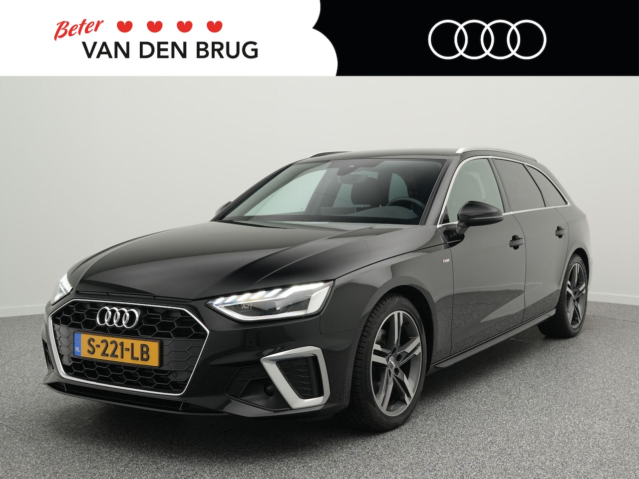 Audi A4 Avant - 35 TFSI 150 PK S-Line Competition | 19 inch | Led koplampen | Cruise controle | Navigatie - AutoWereld.nl