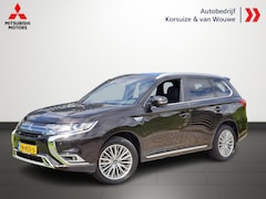 Mitsubishi Outlander - 2.4 PHEV Instyle Apple Carplay & Android auto | Stuur- en Stoelverwarming | Cruise adaptiv
