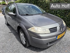 Renault Mégane Grand Tour - 1.6-16V Privilège Luxe | Autom. Airco | Cruise Control | LMV | Elekt. Ramen | Trekhaak | N