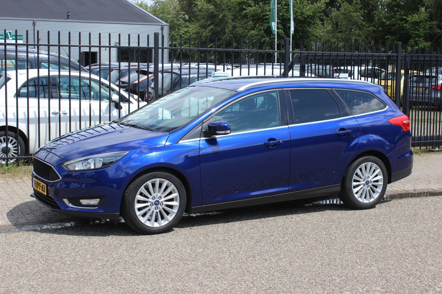 Ford Focus Wagon - 1.0 First Edition 1.0 First Edition, Navigatie! - AutoWereld.nl