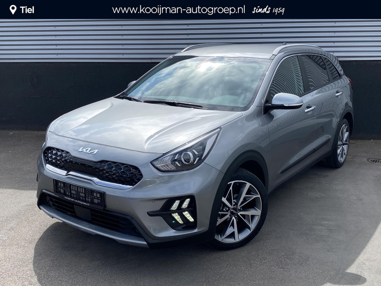 Kia Niro - 1.6 GDi Hybrid DynamicLine Plus Navigatie, Achteruitrijcamera, Smart Key, Privacy glass, 1 - AutoWereld.nl