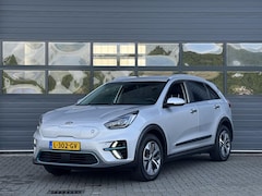 Kia e-Niro - DYNAMICPLUSLINE 64 kWh (100% SOH) I V/D EERSTE EIGENAAR I 3-FASE LADEN I SCHUIF/KANTELDAK