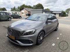 Mercedes-Benz A-klasse - 180 AMG-Line | Navi | Led | Cruise |