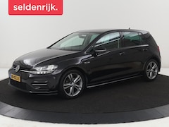 Volkswagen Golf - 1.0 TSI R-Line | Carplay | Adaptive Cruise | Massage | Stoelverwarming | Climate control |