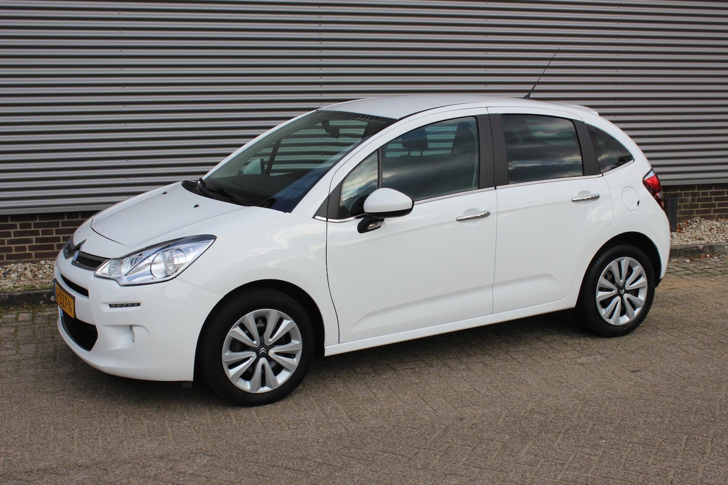 Citroën C3 - 1.2 PureTech Collection 1.2 PureTech Collection, Airco/ECC! - AutoWereld.nl