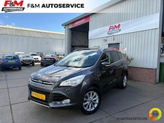 Ford Kuga - 1.5 Titanium Clima, cruise, pdc achter, trekhaak, stoelverwarming