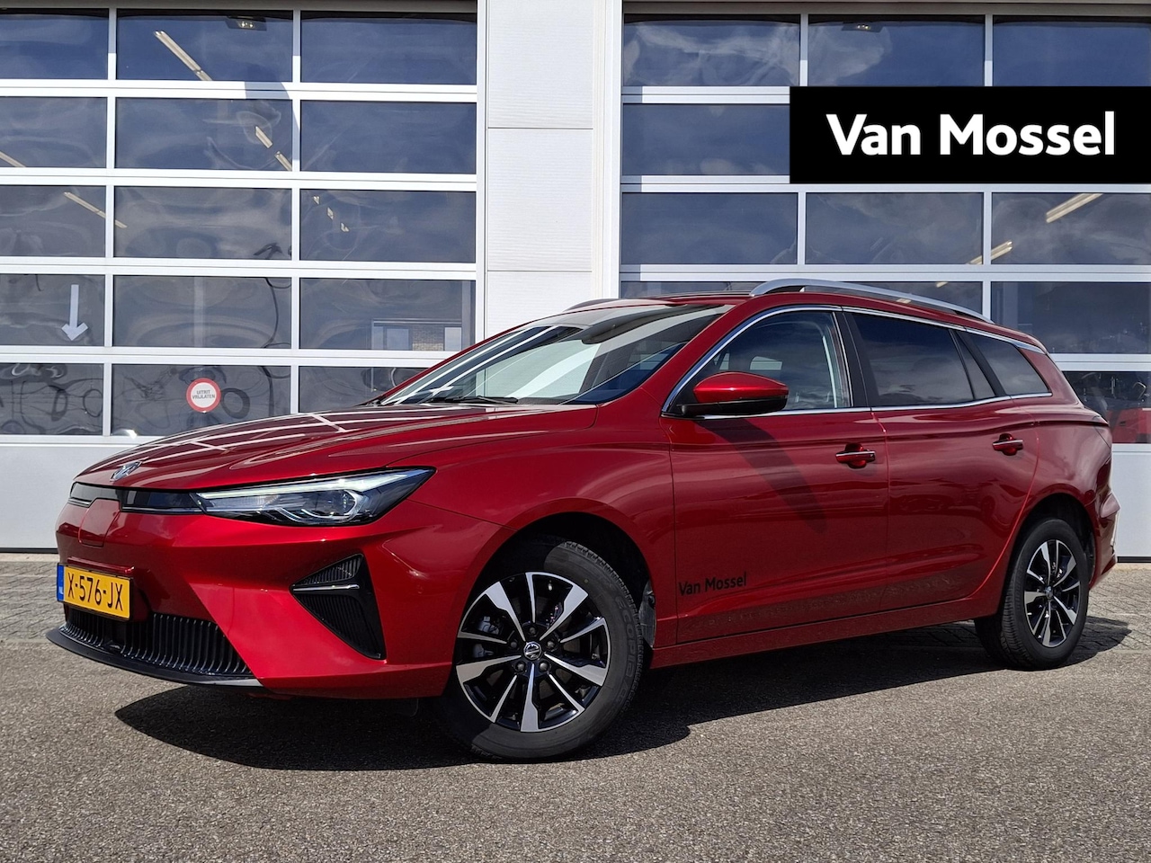 MG MG5 Electric - Standard Range Comfort 50 kWh | Keyless Entry&Go | Achteruitcamera | Adaptieve Cruise Cont - AutoWereld.nl