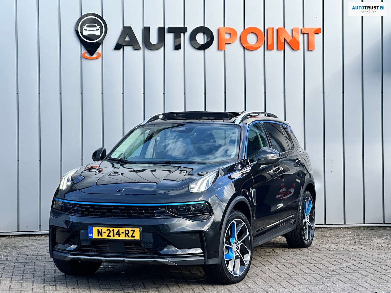 Lynk & Co 01 - 1E EIG ORG NL DEALEROND|PANO|360*CAMERA|VIRTUALCOCKPIT|LED|DUALCLIMATEZONE|STOELVRM|20''IN - AutoWereld.nl