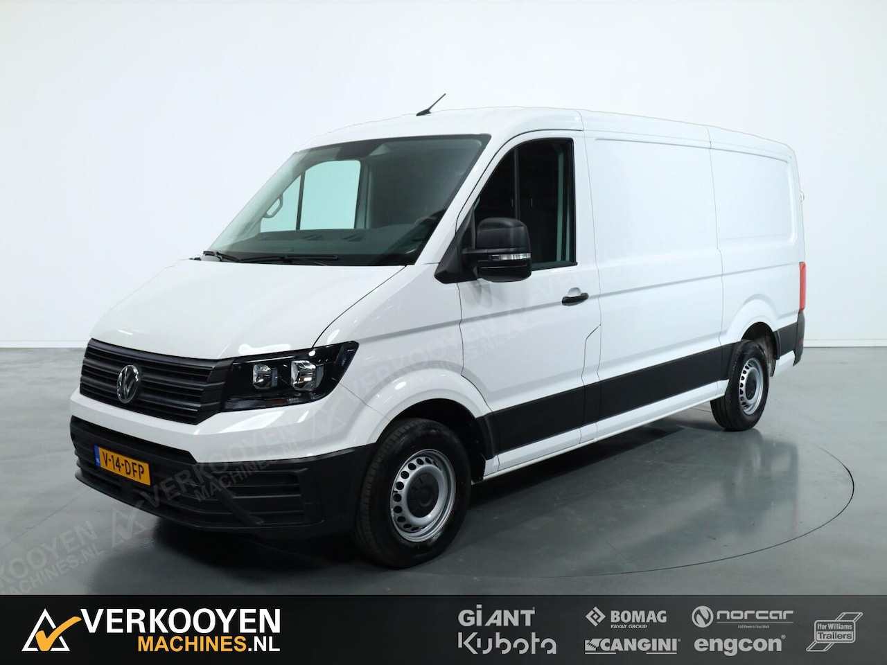Volkswagen Crafter - 30 2.0 140pk L2H1 - AutoWereld.nl