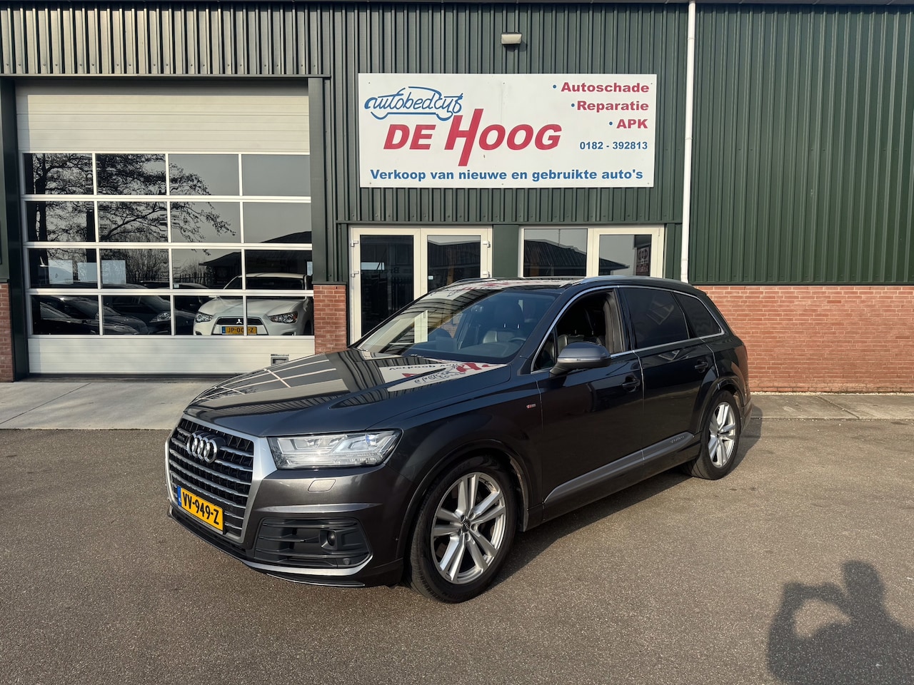 Audi Q7 SQ7 - 3.0 TDI Quattro Grijs Kenteken - AutoWereld.nl