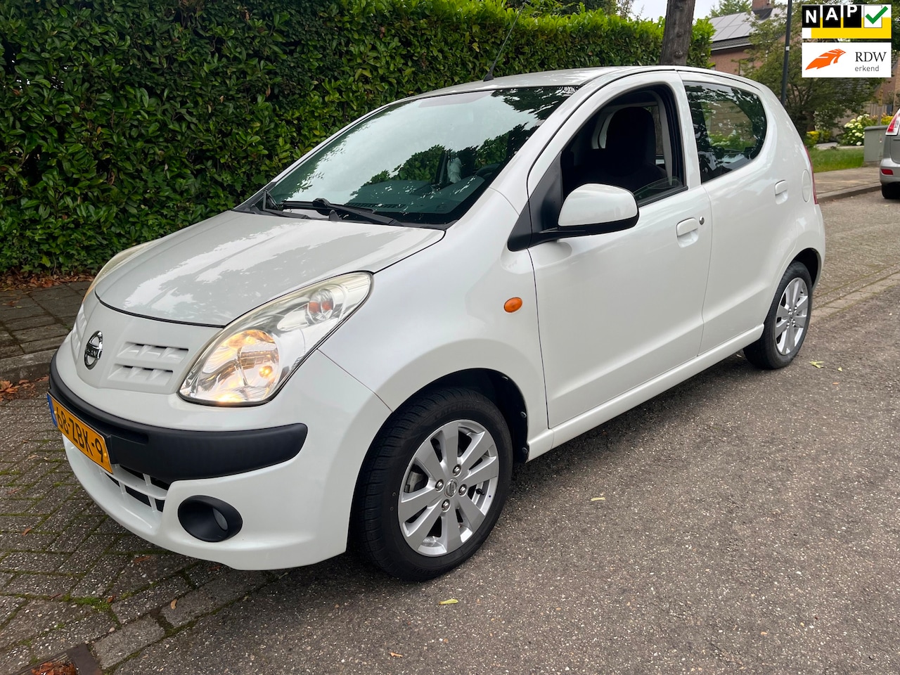 Nissan Pixo - 1.0 Look / 9.300 km nap!! 1e eig. Nieuwstaat!! - AutoWereld.nl