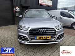 Audi Q5 - 2.0 TFSI quattro Sport S Line Black Edition NAP PANO