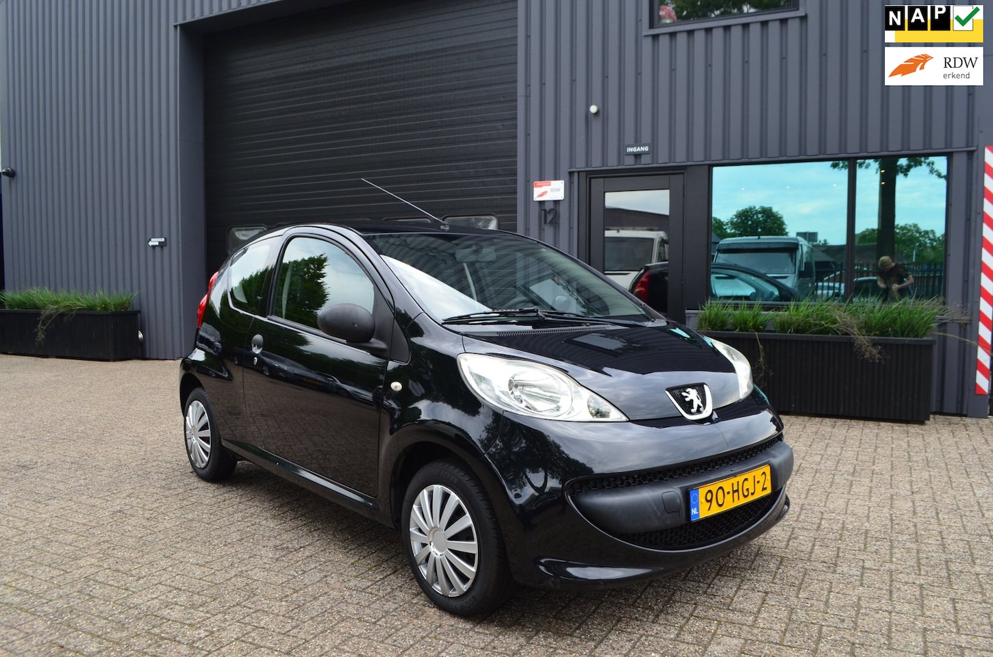 Peugeot 107 - 1.0-12V XR | Nieuwe APK | Nieuwe banden - AutoWereld.nl