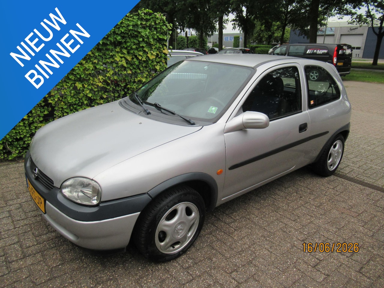 Opel Corsa - 1.2i-16V Strada automaat - AutoWereld.nl