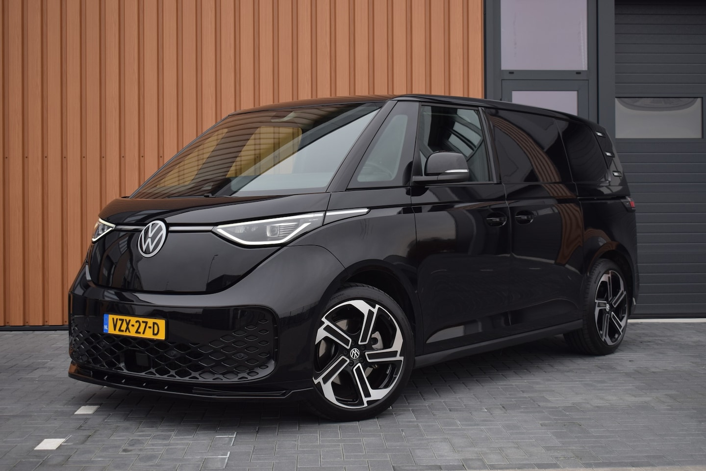 Volkswagen ID. Buzz Cargo - 77 kWh | IQ-light | 21" | 2x Schuifdeur | - AutoWereld.nl