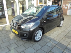 Volkswagen Up! - 1.0 high up BlueMotion Aironditioning, Cruise Controle, Achteruitrijsensoren, Stoelverwarm