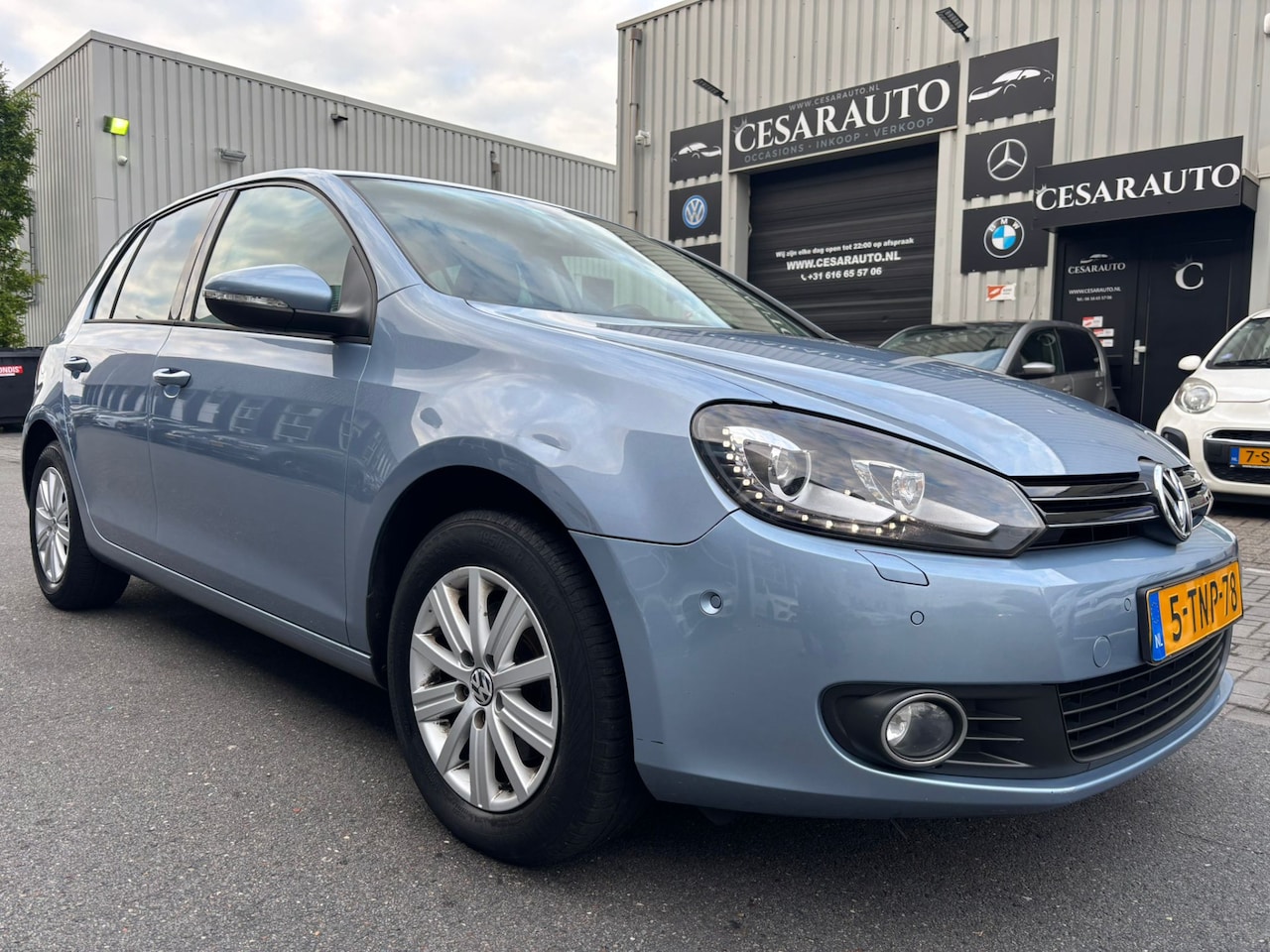 Volkswagen Golf - 1.2 TSI HIGHLINE BLUEMOTION AUTOMAAT / 122 DKM - AutoWereld.nl
