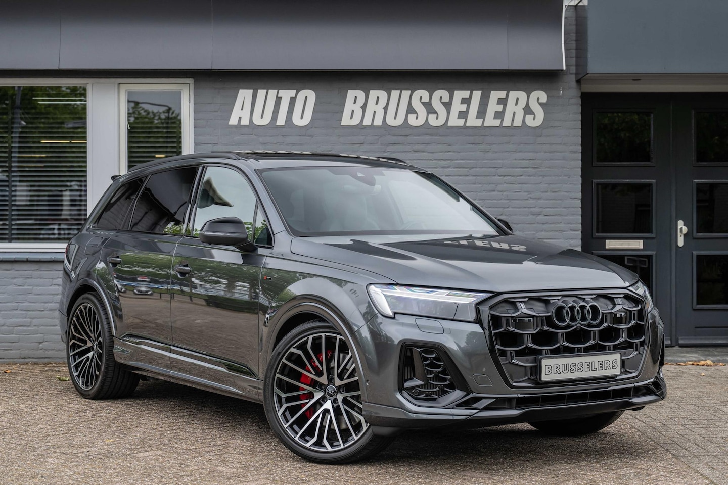 Audi Q7 SQ7 - 60 TFSI e quattro Pro Line S Competition RS seats Massage -Pano-SQ7 style..... - AutoWereld.nl