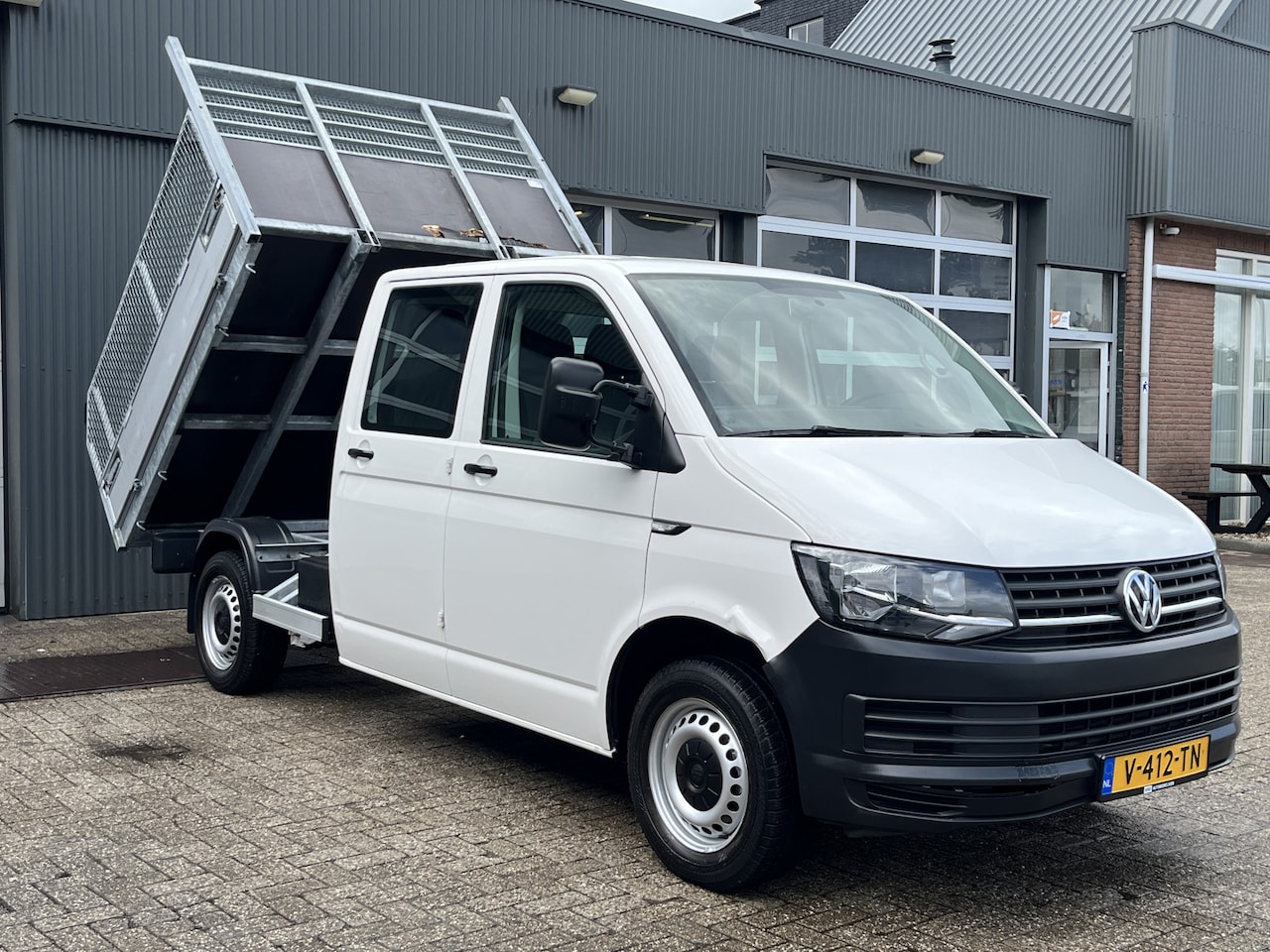 Volkswagen Transporter - 2.0 TDI L2H1 DC Kipper Airco trekhaak 2200kg Trekgewicht 1e eigenaar Dealer onderhouden Te - AutoWereld.nl