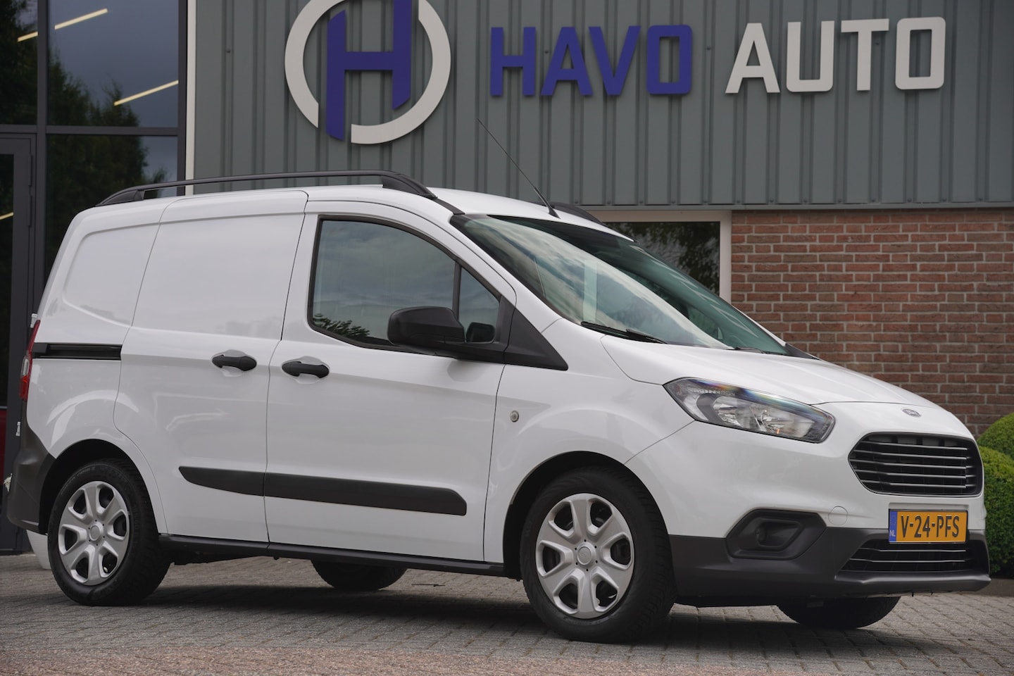 Ford Transit Courier - 1.0 Trend 1.0 Trend, AIRCO, EX. BTW, INCL. BPM - AutoWereld.nl