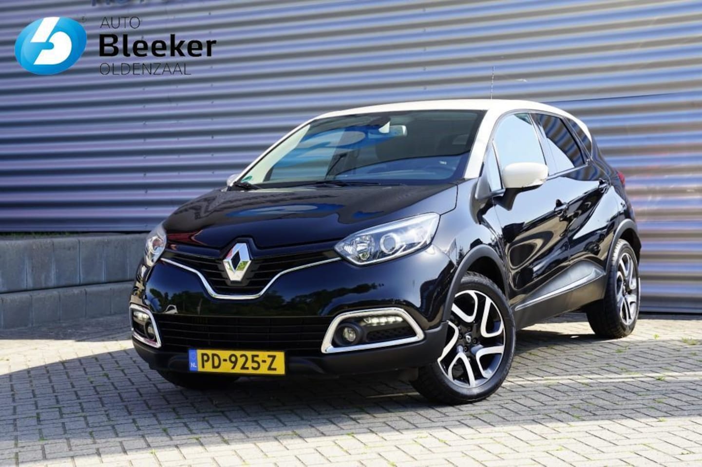 Renault Captur - 0.9 TCE Dynamique Ecc Cruise Navi Trekhaak RLink - AutoWereld.nl
