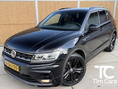 Volkswagen Tiguan - 1.5 TSI ACT Highline R R-line Automaat | LED verlichting | Black Style | Trekhaak uitklapb