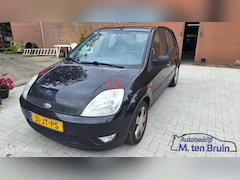 Ford Fiesta - 1.6-16V Trend