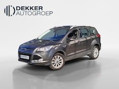 Ford Kuga - 1.5 Titanium - 2.000 kg trekgewicht - TREKHAAK - VOORRUITVERWARMING - PARKEERSENSOREN V+A