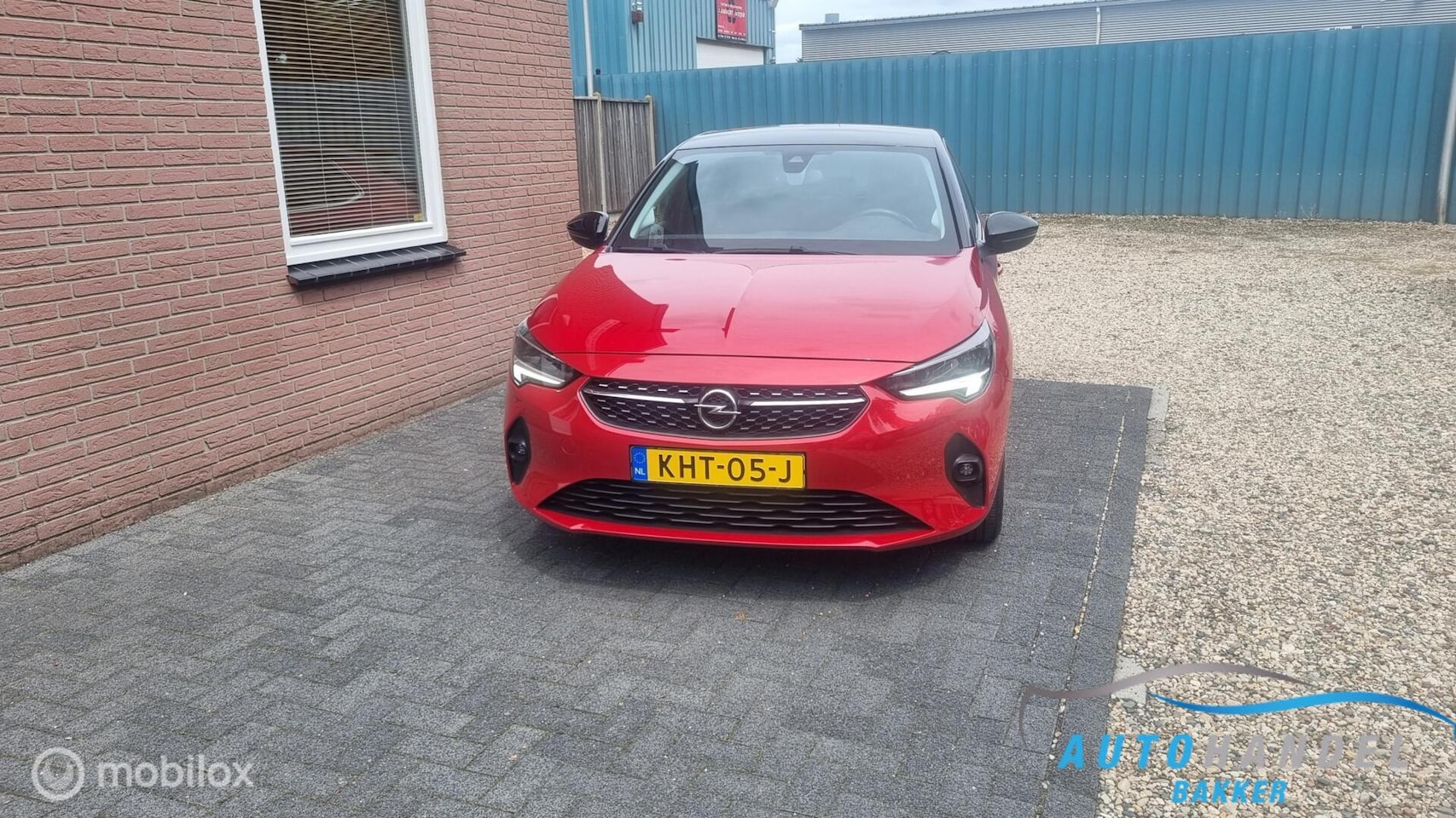 Opel Corsa - 1.2 Edition sportvelgen , stoelverwarming, afneem baretrekhaak - AutoWereld.nl