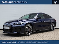 BMW i4 - eDrive40 M Sport / M Sportstoelen / Achteruitrijcamera / Active Cruise Control / Comfort A