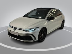 Volkswagen Golf - 1.4eHybrid 180kW/245PK GTE Black Style · Panoramadak · Trekhaak · Apple/Android Car Play ·