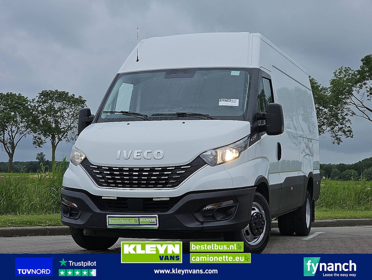 Iveco Daily - 35C18 L2H2 3L Dubbellucht! - AutoWereld.nl
