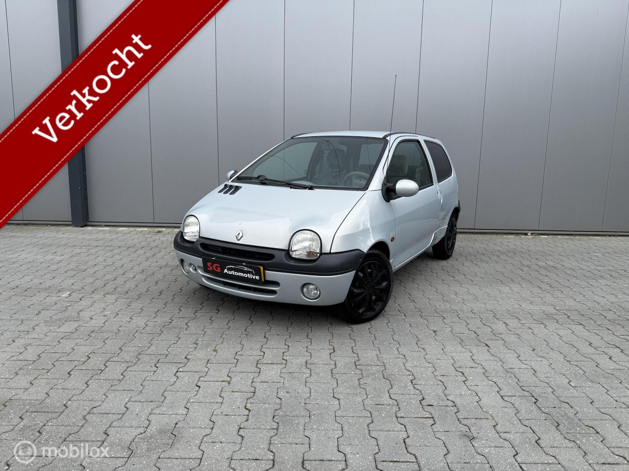 Renault Twingo - 1.2 Hélios 1.2 Hélios nieuwe apk - AutoWereld.nl
