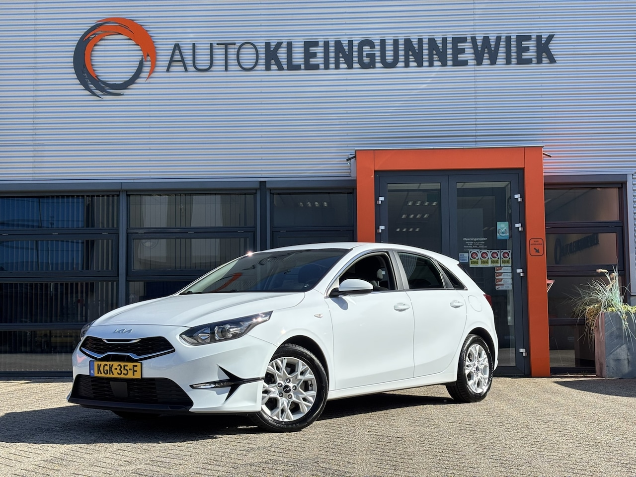 Kia Cee'd - Ceed 1.5 T-GDi DynamicPlusLine / AndroidAuto/Applecarplay / Stoel & Stuurverwarminng / Cru - AutoWereld.nl