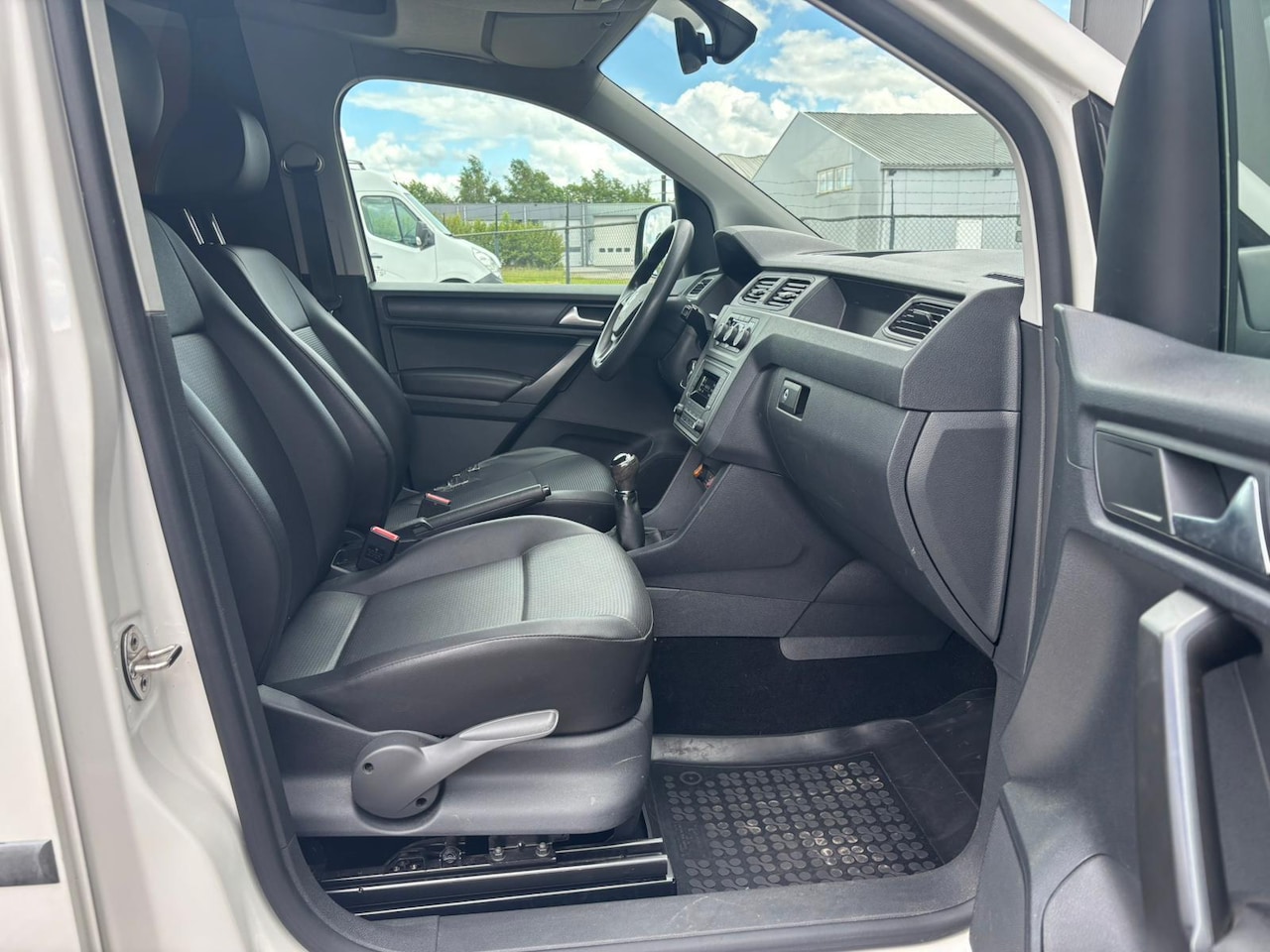 Volkswagen Caddy - Bestel 1.4 TGI L1H1 EcoFuel |Euro 6|Trendline | Airco | Trekhaak | Cruise Control |