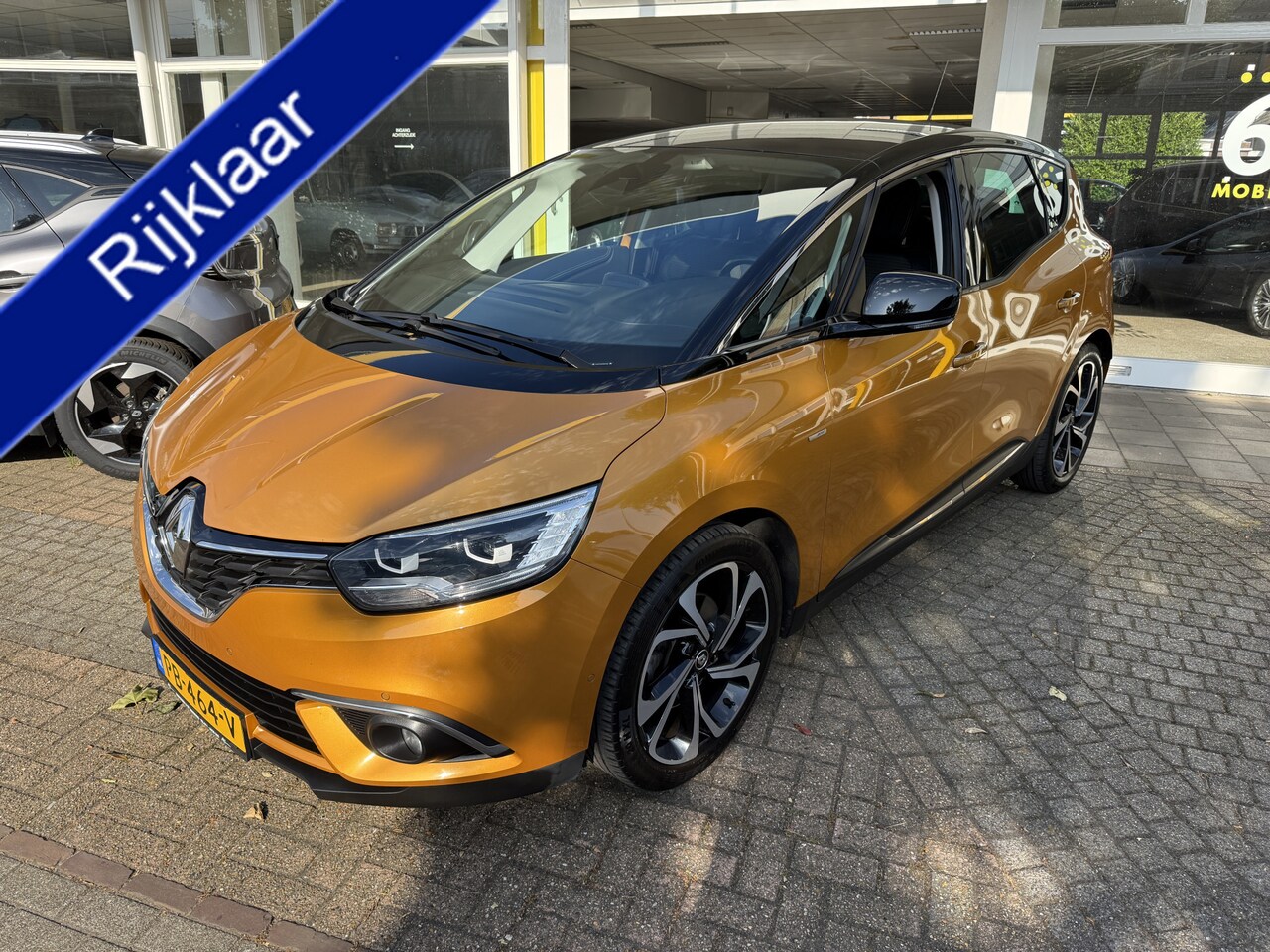 Renault Scénic - 1.2 TCe Bose CAMERA TREKHAAK LICHTM.VELGEN PARKEERSENSOREN V+A - AutoWereld.nl
