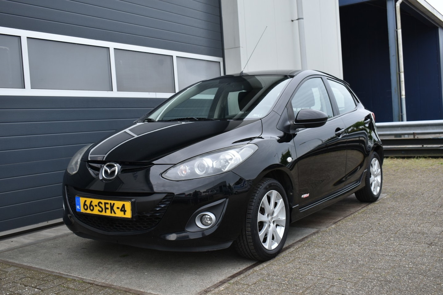 Mazda 2 - 1.3 BIFUEL GT-M Line 1.3 BIFUEL GT-M Line - AutoWereld.nl