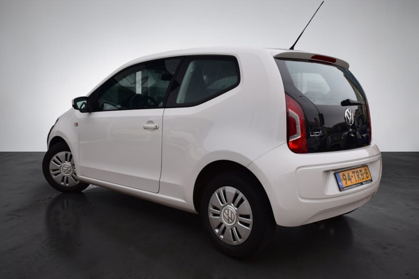Volkswagen Up! - 1.0 take up! BlueMotion 1.0 take up! BlueMotion, Airco, NAP, Elektrische ramen