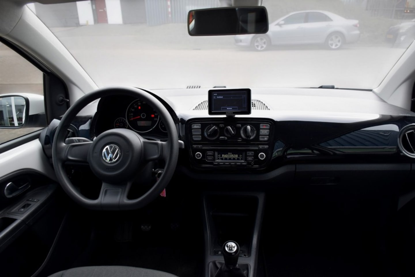 Volkswagen Up! - 1.0 take up! BlueMotion 1.0 take up! BlueMotion, Airco, NAP, Elektrische ramen